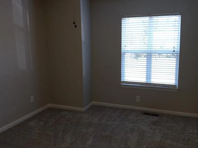10335 Walden St #B3 — Photo 14