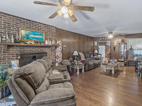 3rd image of 512 Ingram St