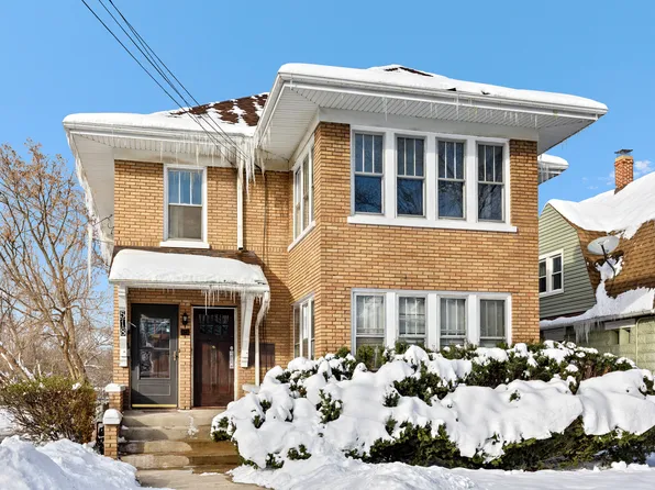 518 South St, Elgin, IL 60123