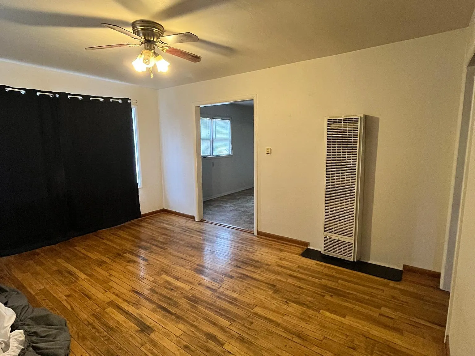 217 S Elm St — Photo 4