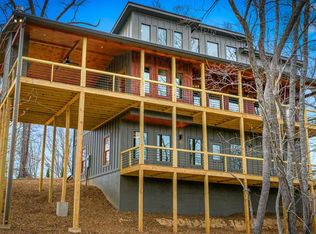 416 Windy Valley Trl, Blue Ridge, GA 30513