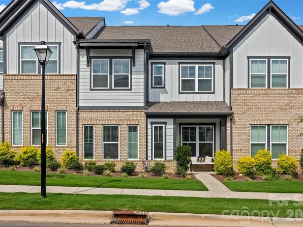 3118 Beacon Heights Rd, Fort Mill, SC 29707