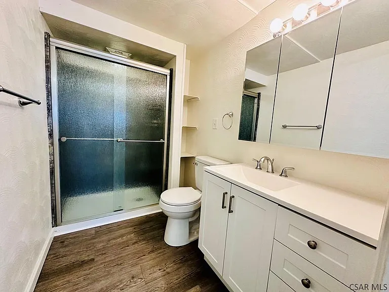 907 Old Scalp Ave #207 — Photo 5