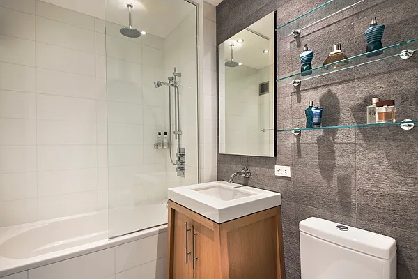 Sold by City Connections Realty | media 5