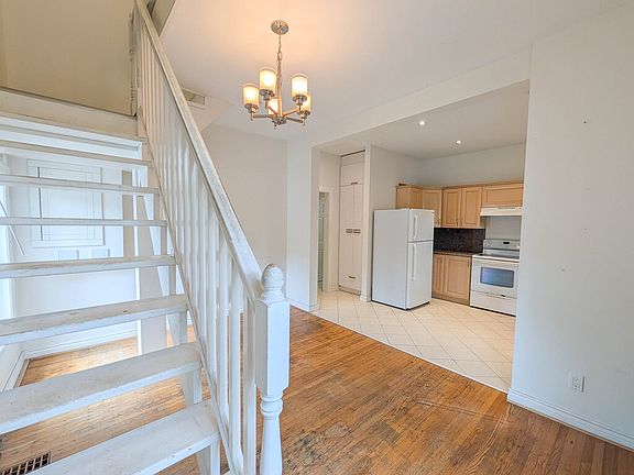 2nd image of 54 West Ave N Unit 2