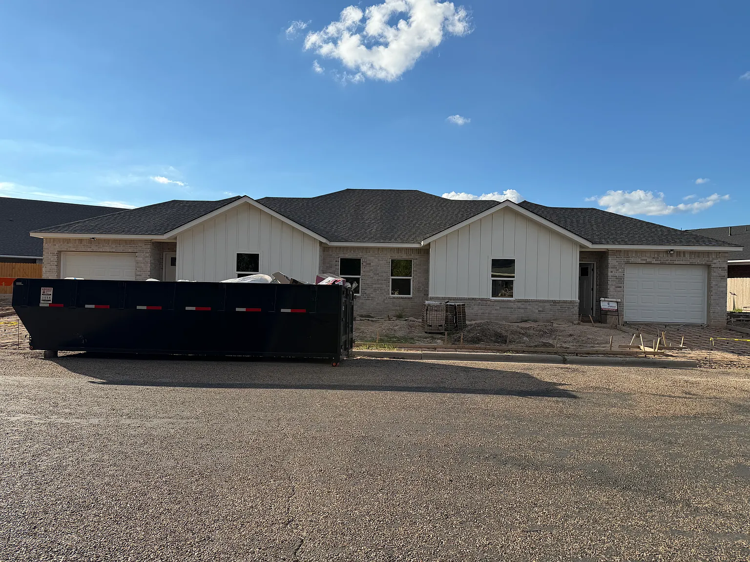 4 bed, 1595 sqft, $2,250 — Photo 2