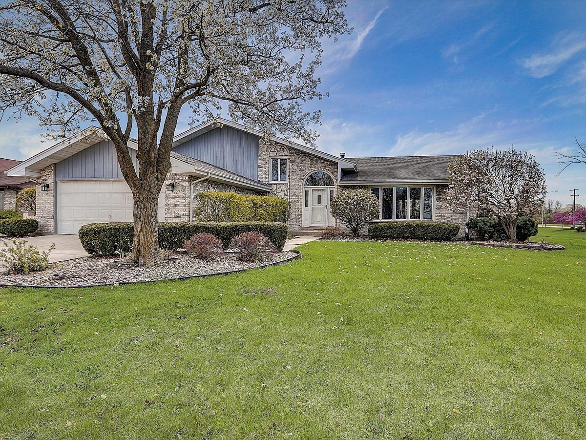 7927 Dooneen Ave, Tinley Park, IL 60477 Zillow