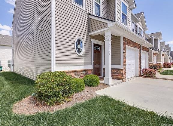 3rd image of 7730 Sweet Fern Way