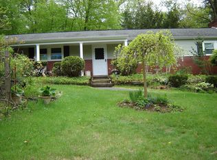 13 Hills Rd, Ballston Lake, NY 12019