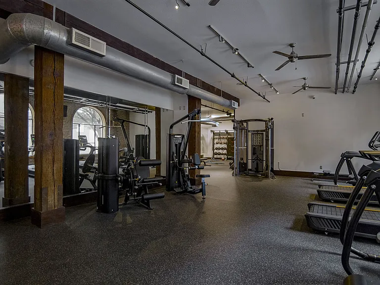 East End Lofts — Photo 16