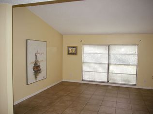 3909 Applegate Cir, Brandon, FL 33511