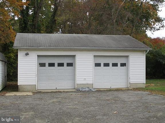 4th image of 29946 Ronald Dr