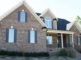 500 Avocet Ln, Clayton, NC 27520