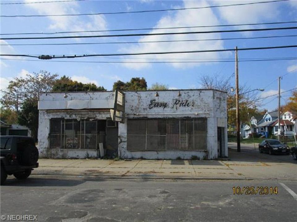 1st image of 3974 E 131st St
