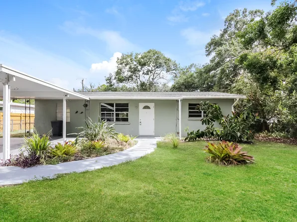 3135 Olympic St, Sarasota, FL 34231