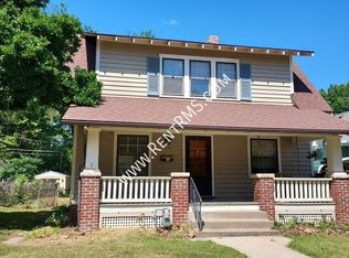 1155 SW College Ave, Topeka, KS 66604