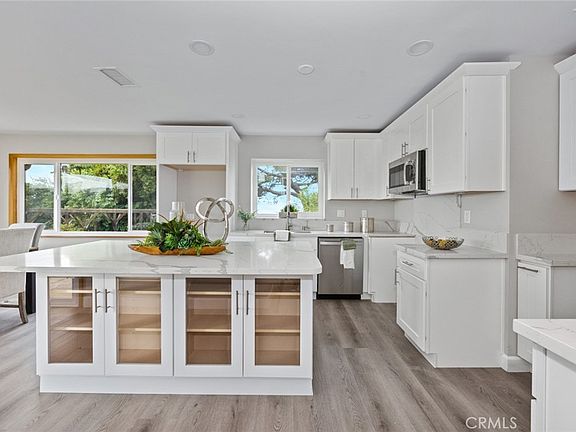 2nd image of 858 Reposado Dr #858