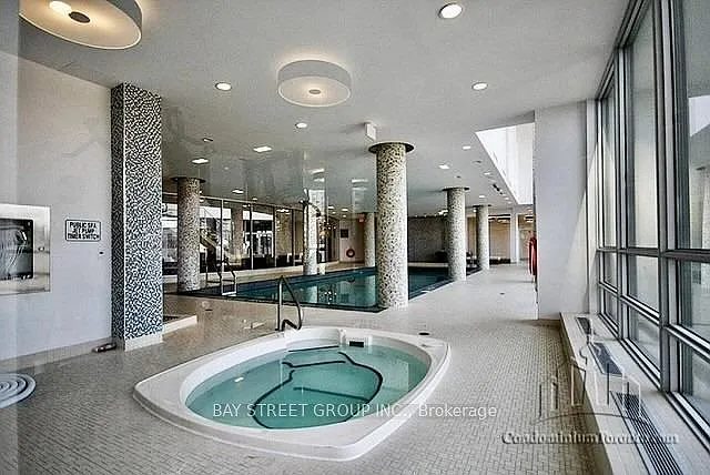 2230 Lake Shore Blvd W #2207 — Photo 8