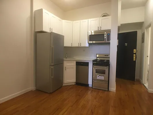 Rented by Keller Williams NYC | media 14