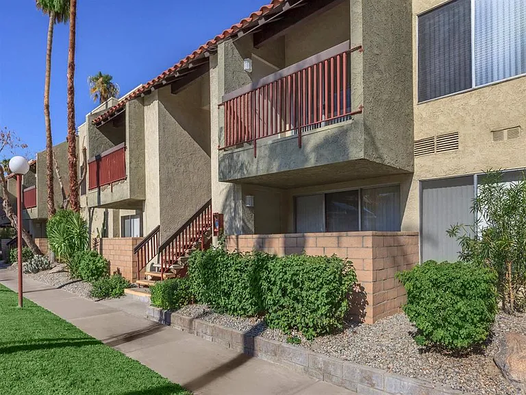 Sage Courtyard Apartments — Photo 38