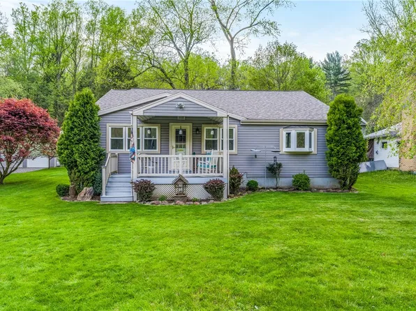 699 Hillville Rd, Karns City, PA 16041