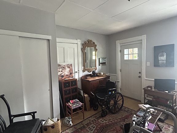4th image of 78 Continental Ave #1