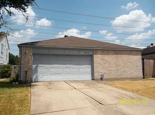 8815 Belle Park Dr, Houston, TX 77099