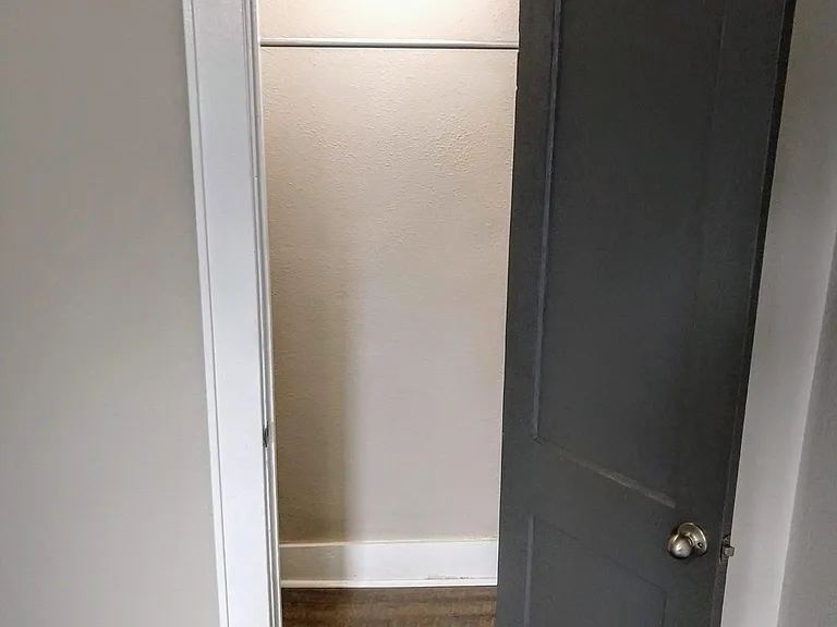 205 N M St — Photo 21
