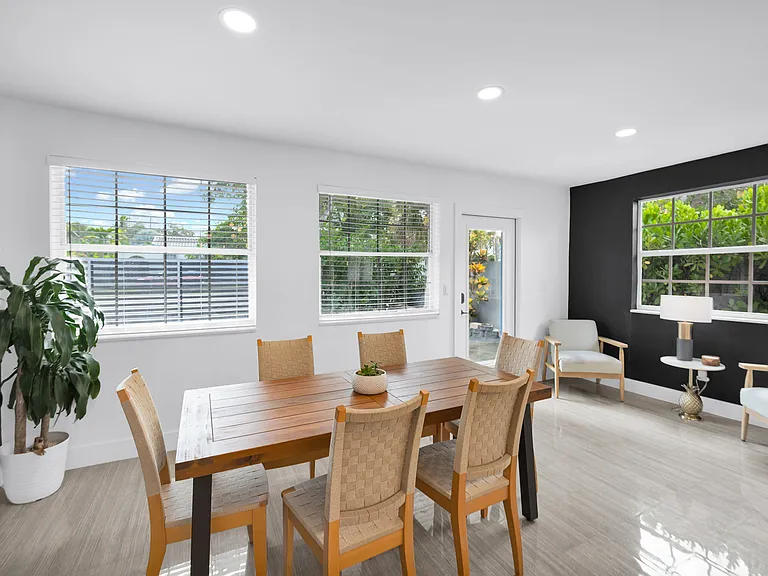 1800 SW 5th Ave — Photo 14