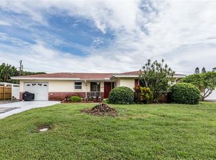 237 87th Ave NE, Saint Petersburg, FL 33702