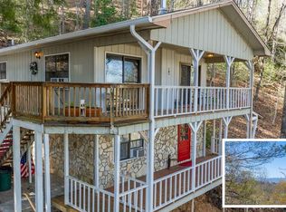 127 Skyline Dr, Franklin, NC 28734