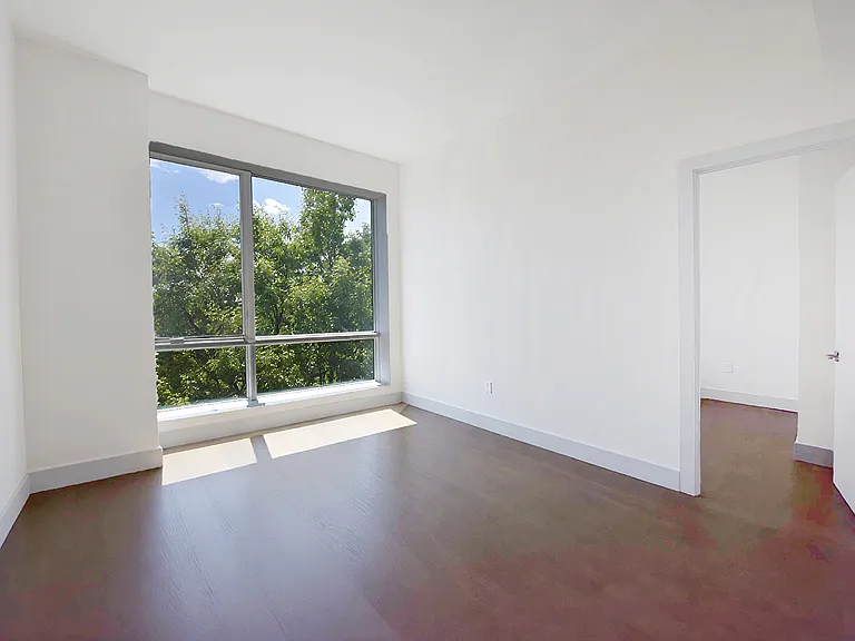 1325 Herkimer St #401 — Photo 11
