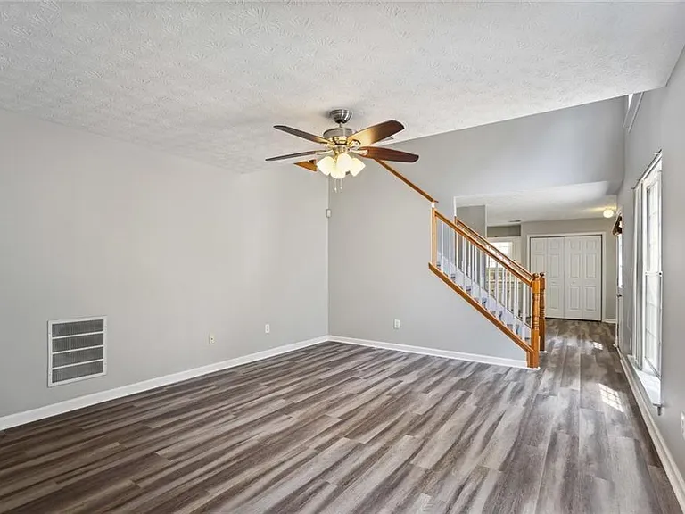 3673 Willgrove Way — Photo 8