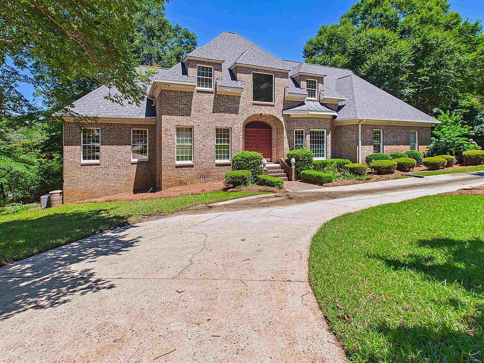 1st image of 114 Holly Dr