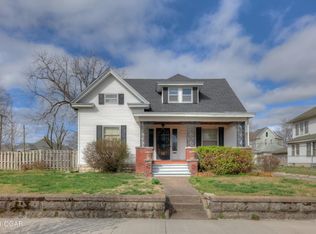 1912 S Sergeant Ave, Joplin, MO 64804