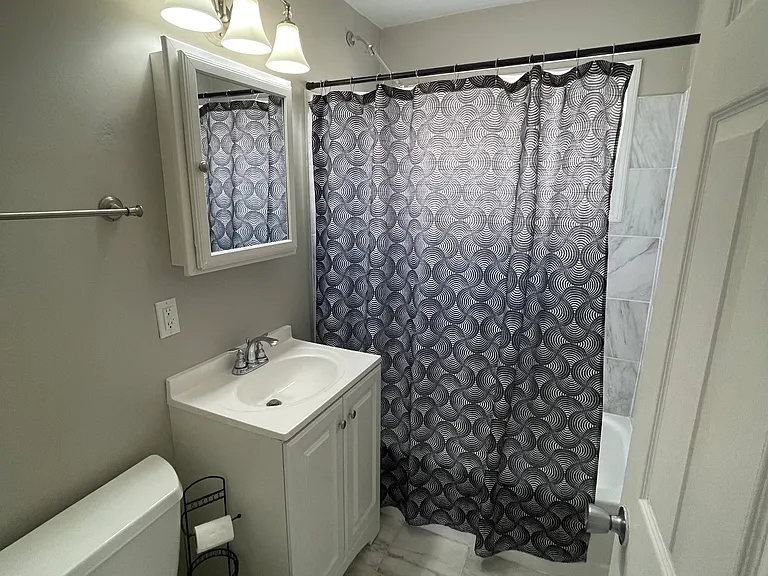 2639 Duluth St — Photo 5