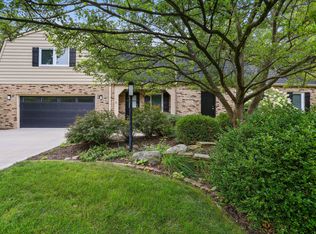 301 E Sherwin Dr, Urbana, IL 61802