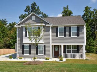 6661 Ridge Bluff Dr, Rural Hall, NC 27045