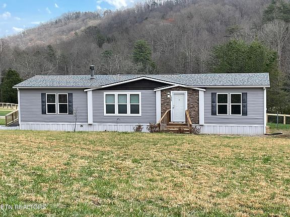 2nd image of 1064 Big Creek Rd