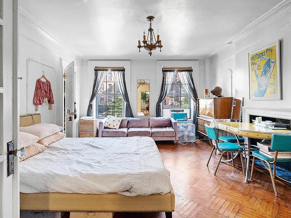 1st image of 330 Bedford Ave APT 2