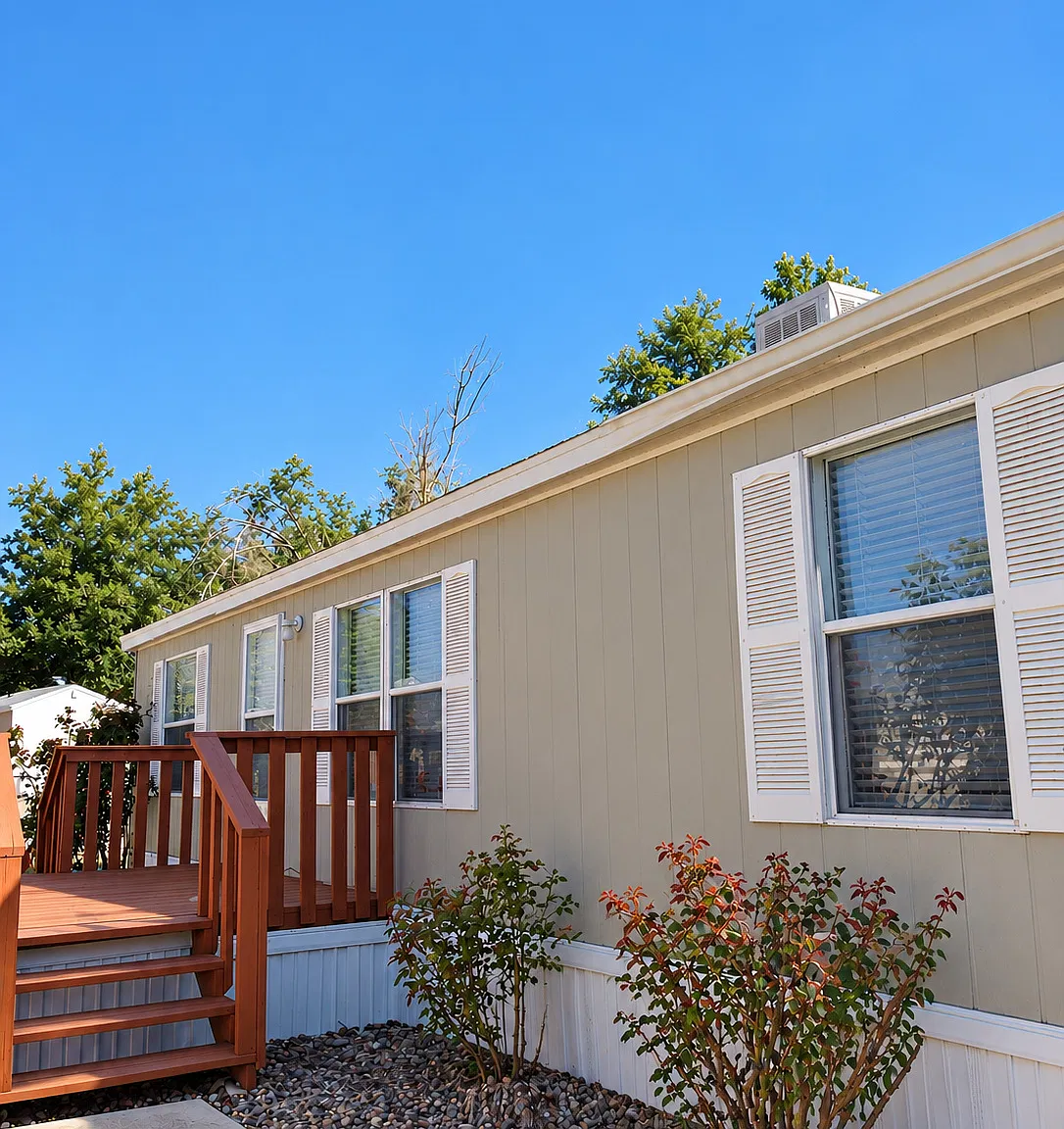 3 bed, 1408 sqft, $1,500 — Photo 2