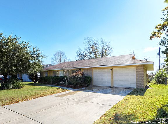 2nd image of 4622 Lavender Ln