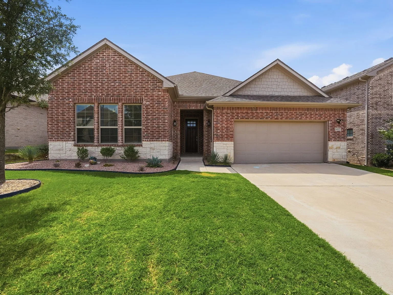 4 bed, 3.5 bath, 2653 sqft, $3,250 — Photo 2