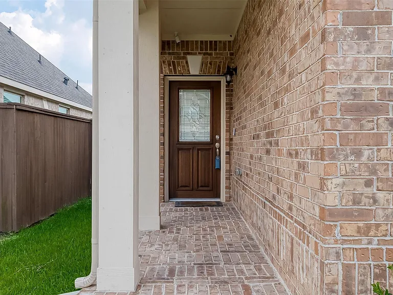 24303 Wild Bramble Ln — Photo 4