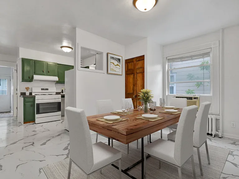 716 N Walnut St #1 — Photo 2