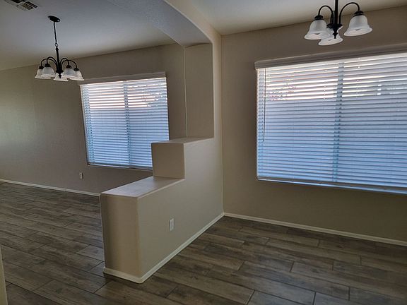 5th image of 8015 W Alex Ave
