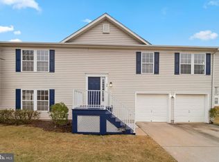 26 Six Point Ct, Windsor Mill, MD 21244