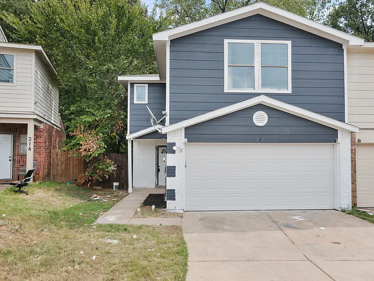 212 Creek Cove Dr — Photo 11