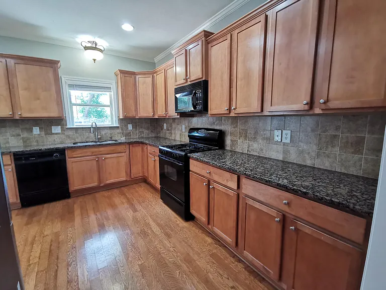 230 Kubol Dr — Photo 15