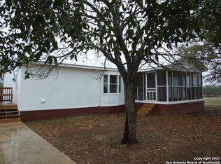 4725 Fm 1343, Devine, TX 78016
